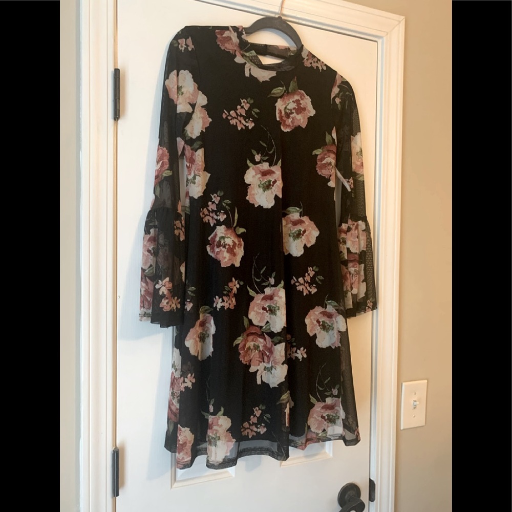 Juniors Large Bell Sleeve Dress